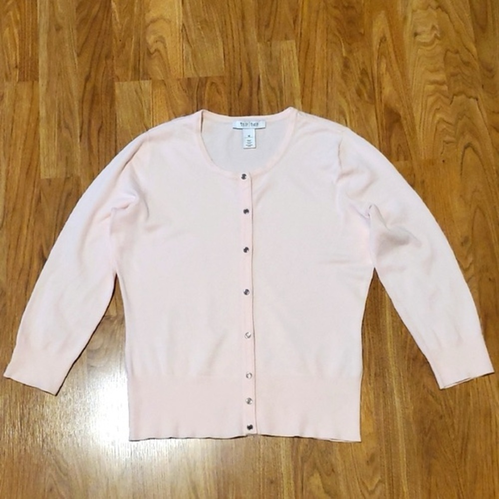 Brand new White House back market cardigan